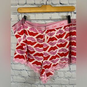 NWT Victoria's Secret Love Lips Lace Hem Coquette Angelcore Sleep Shorts XL